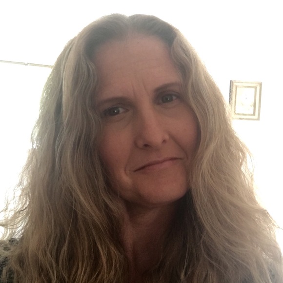 Meet your Posher, Elizabeth - Picture 1 of 1